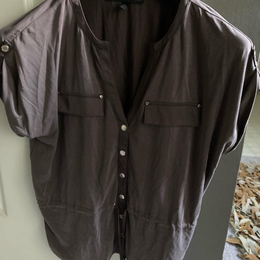 White House Black Market dark brown shirt sleeve blouse, silky soft - NWOT